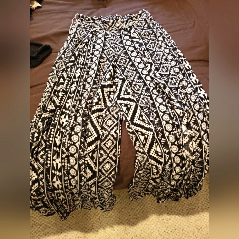 Medium High Waisted Pants